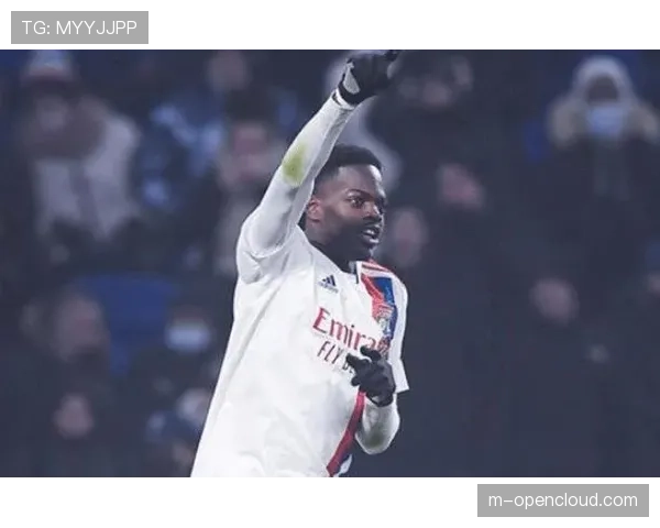 18岁法国中场天才新星横空出世，开价6000万欧引7大豪门争抢